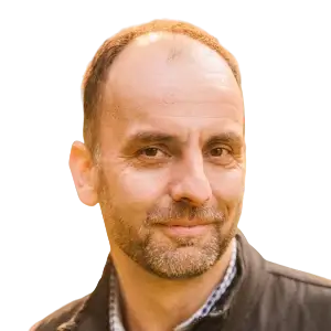 Psycholog,  w trakcie szkolenia w zakresie psychoterapii Systemowej Aleksander Jachowski